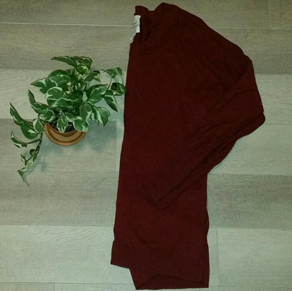 Between Me & You LS Sweater - Picture 2 of 7